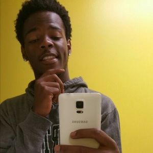 Meet your Posher, Malik